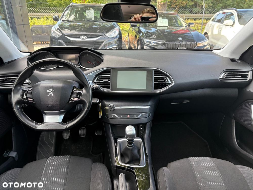 Peugeot 308 1.6 e-HDi Active S&S - 11
