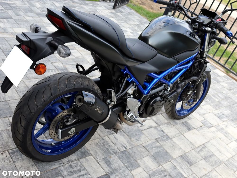 Suzuki SV - 9