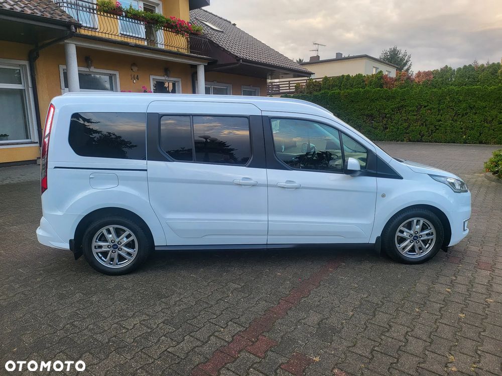 Ford Tourneo Connect Grand - 4