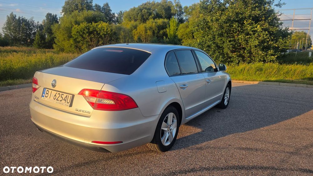 Skoda Superb 1.8 TSI Active DSG - 4