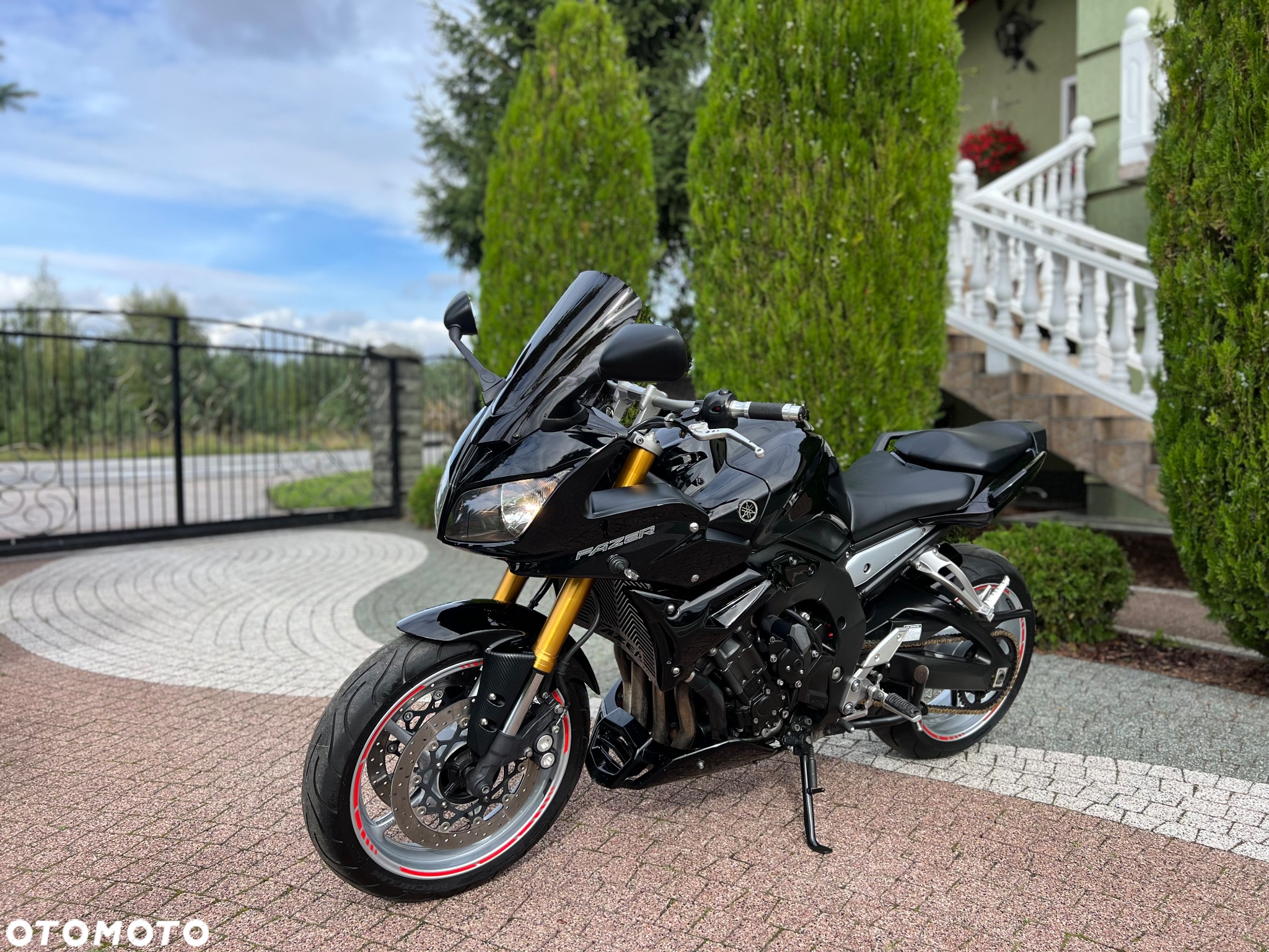 Yamaha FZ - 27