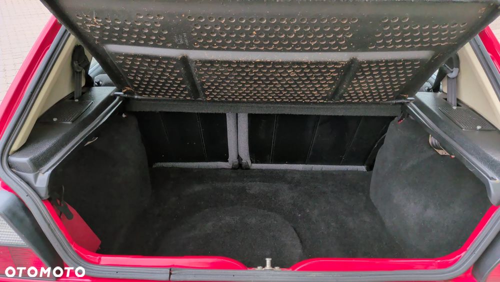 Volkswagen Golf 1.3 - 13