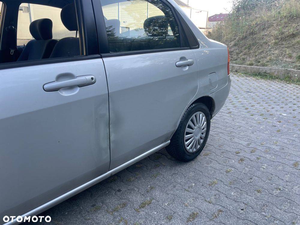Suzuki Liana 1.3 Club - 7