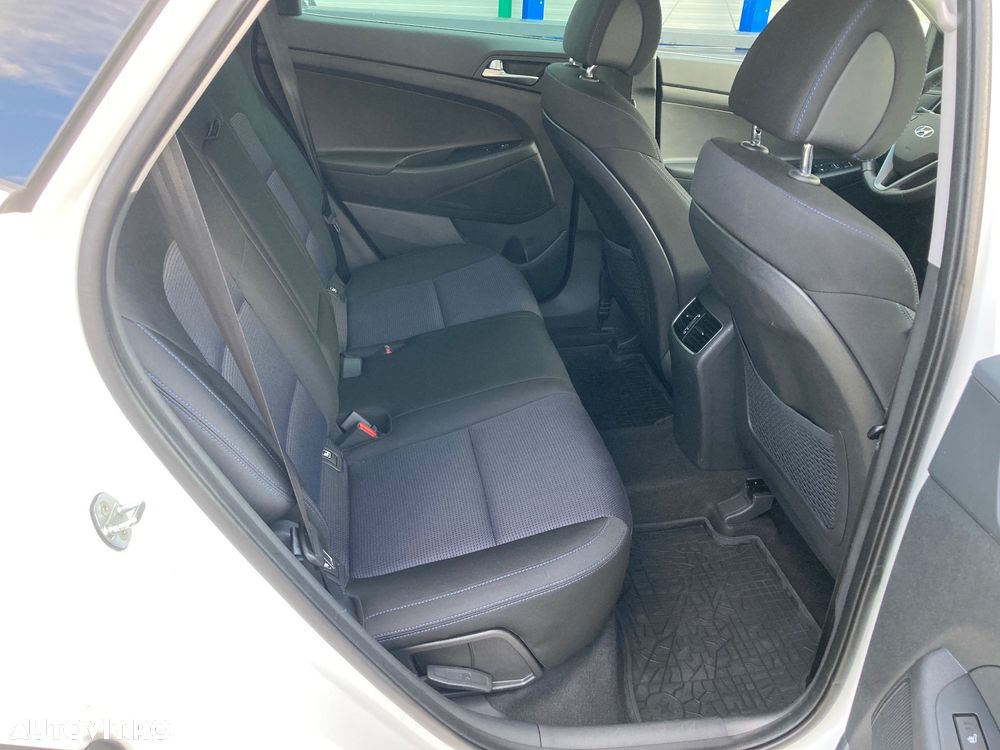Hyundai Tucson 2.0 CRDI 4WD Premium - 23