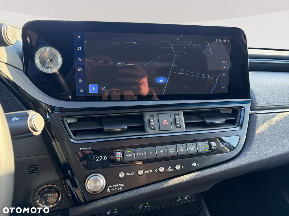 Lexus ES - 17