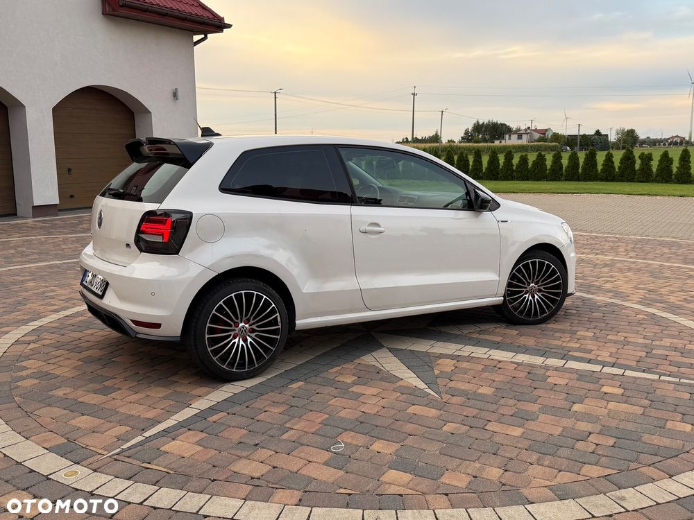Volkswagen Polo 1.6 TDI DPF Comfortline - 8