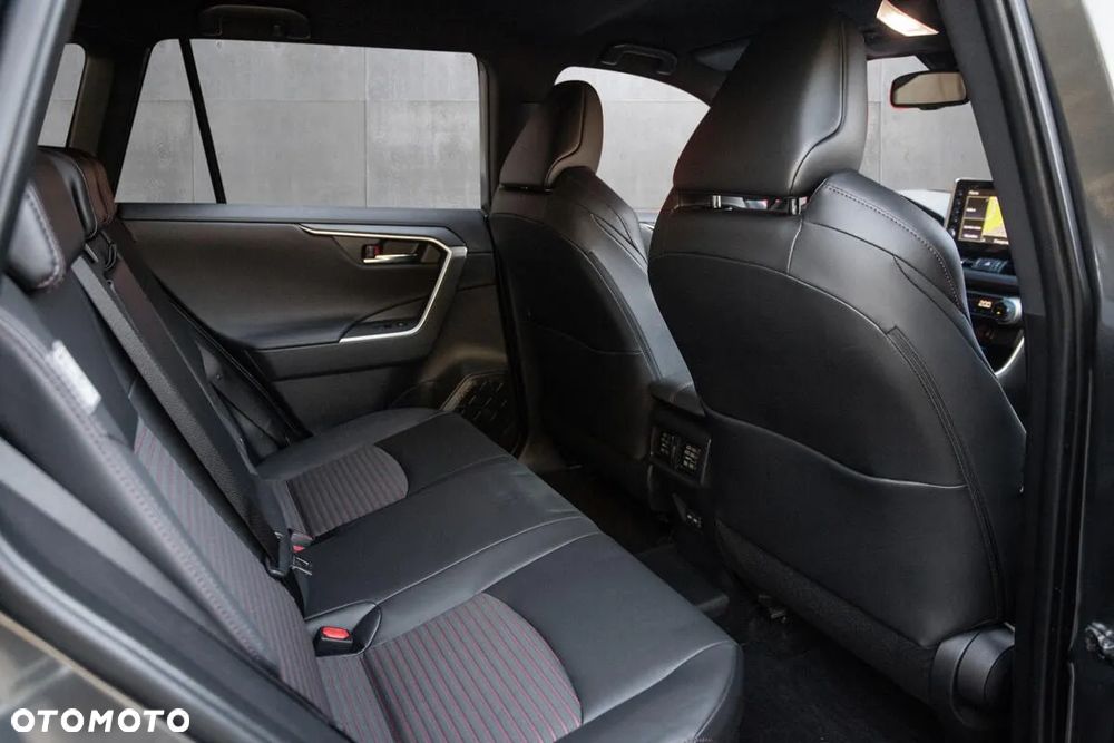 Toyota RAV4 - 15