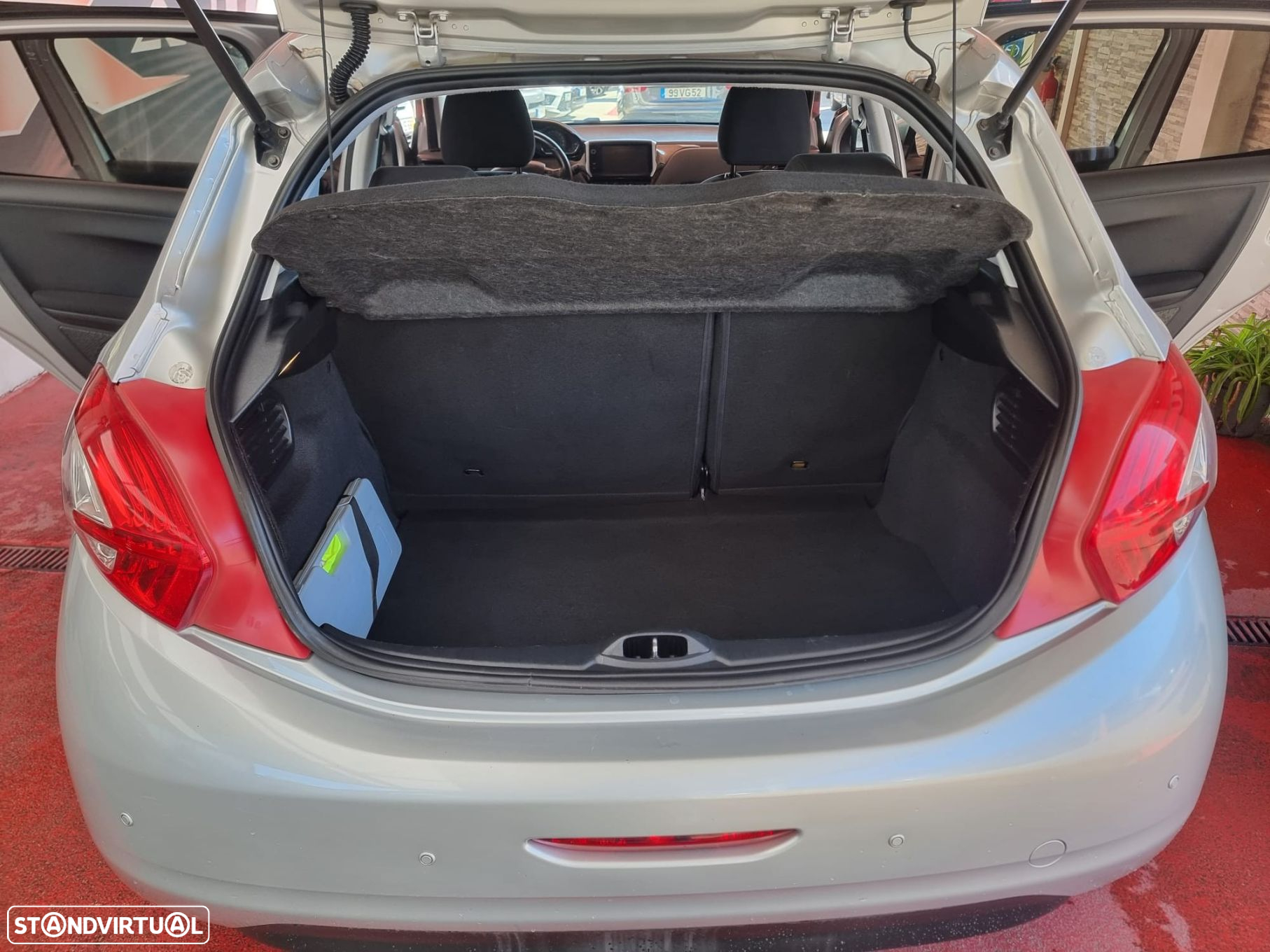 Peugeot 208 1.4 HDi Active - 24