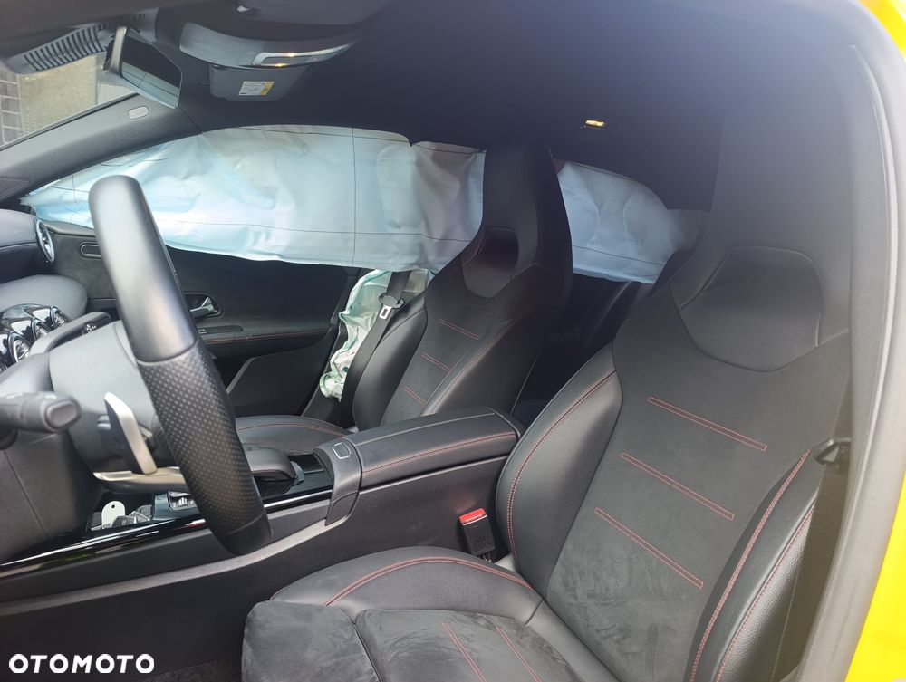 Mercedes-Benz Klasa A 200 4Matic 8G-DCT AMG Line - 11