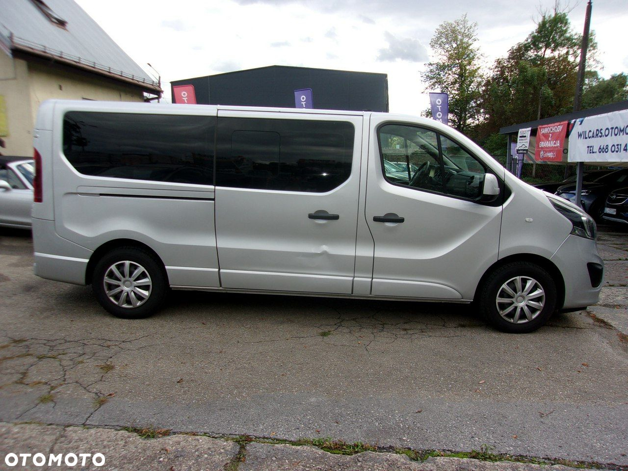 Opel Vivaro - 8