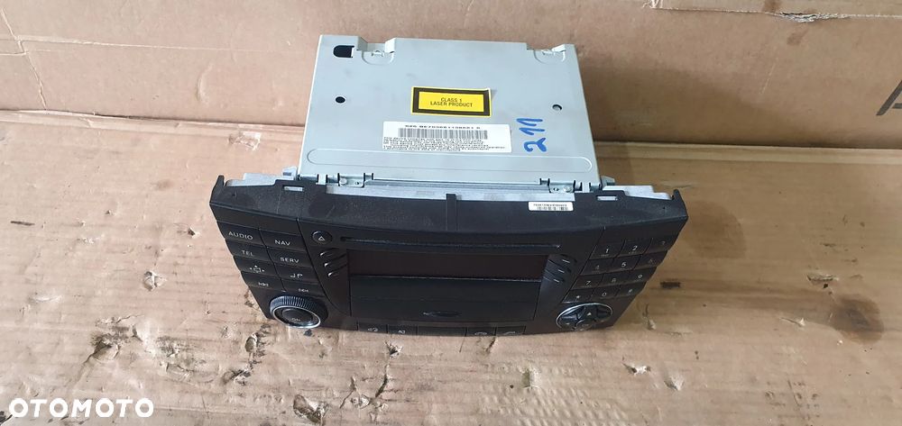 Radio radioodtwarzacz Mercedes E-Klasa W211 A2118702790 - 2