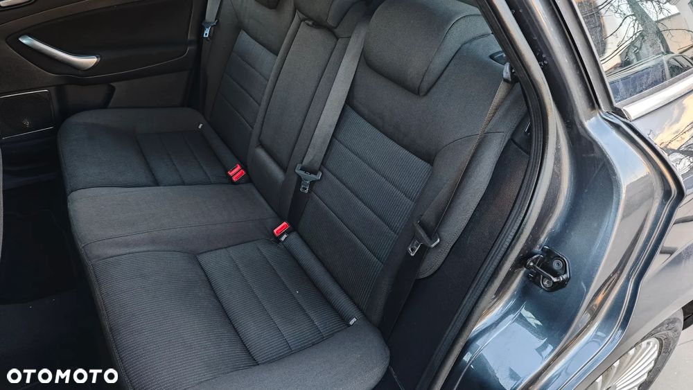 Ford Mondeo 2.0 Titanium - 9