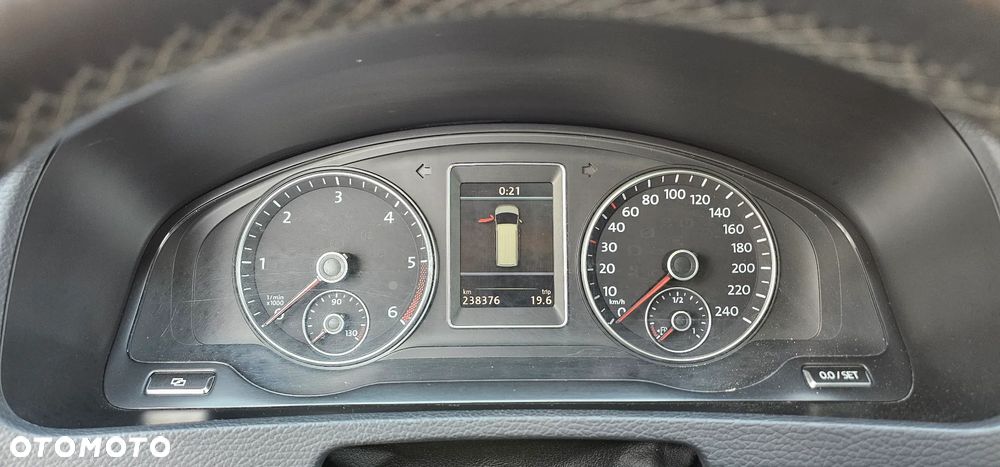 Volkswagen Multivan - 31