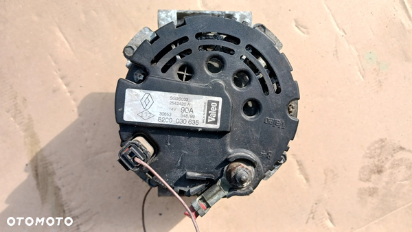 Alternator renault Scenic I laguna I 2,0B 90A 8200030635