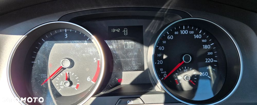 Volkswagen Golf 1.6 TDI BlueMotion Trendline - 13