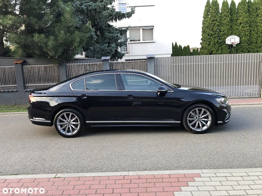 Volkswagen Passat 2.0 TSI 4Mot Elegance DSG - 4