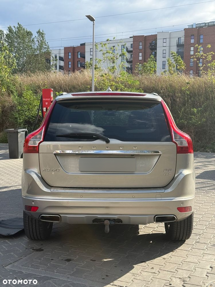 Volvo XC 60 D5 AWD Summum - 10