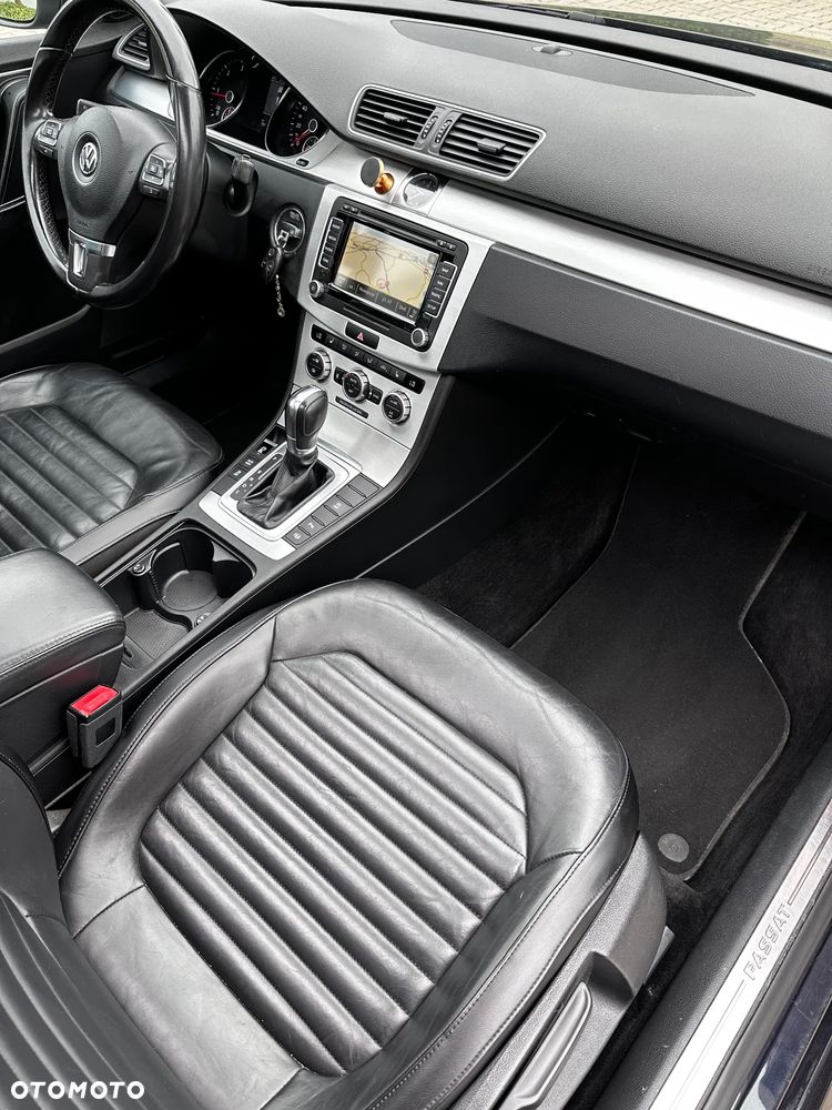 Volkswagen Passat 2.0 TDI DSG BlueMotion Technology Highline - 12