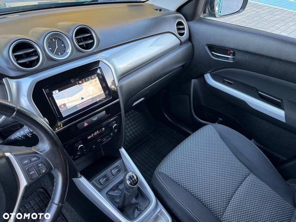 Suzuki Vitara - 10