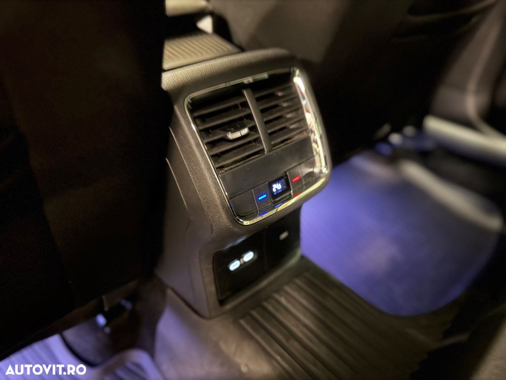 Skoda Octavia 2.0 TDI DSG First Edition - 20