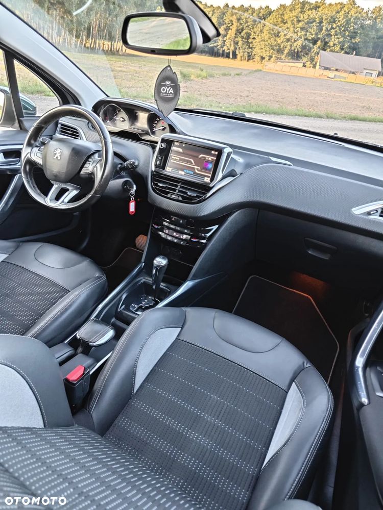 Peugeot 2008 120 VTI Automatik Active - 16