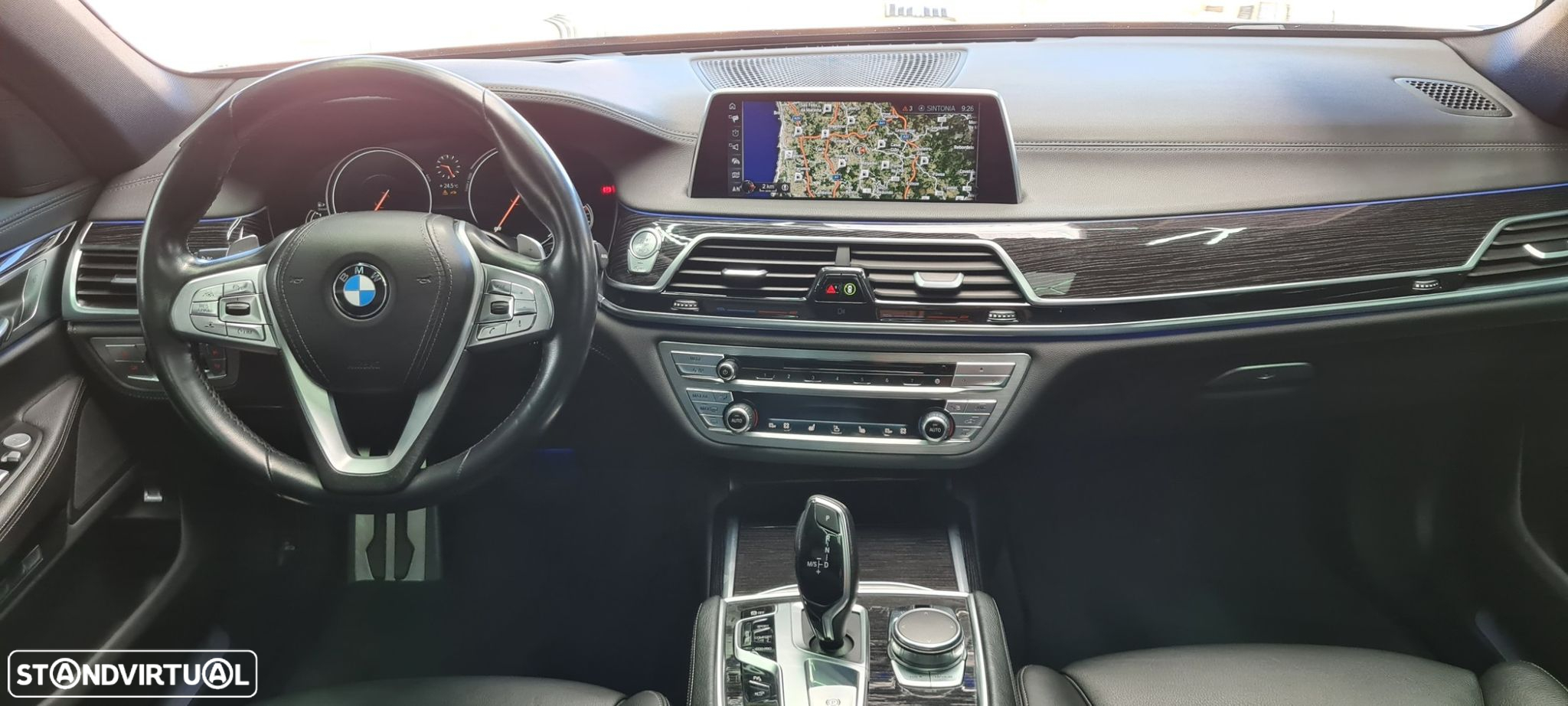 BMW 740 d xDrive Pack M - 24