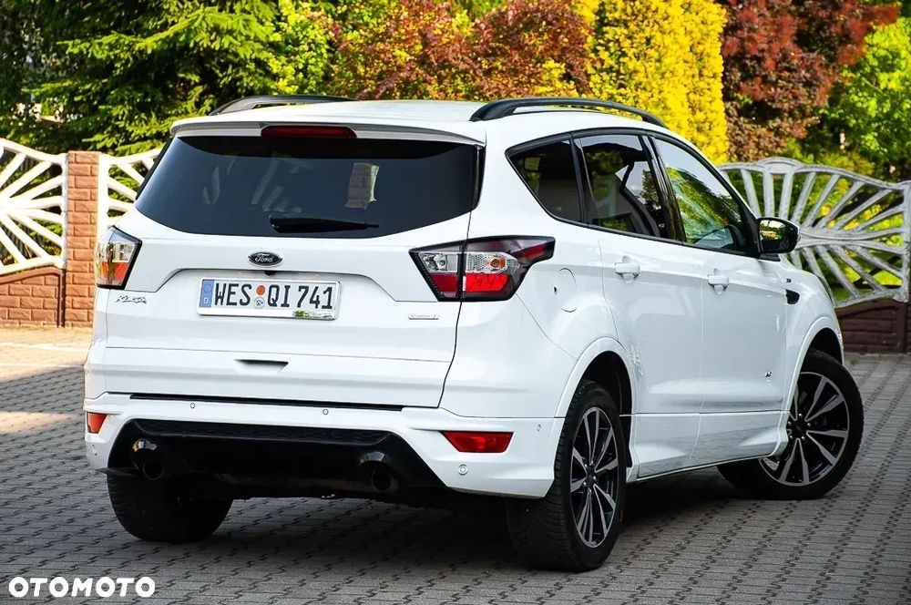Ford Kuga - 16