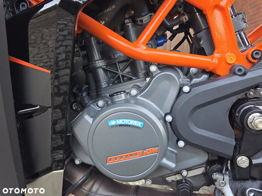 KTM RC 125 - 12