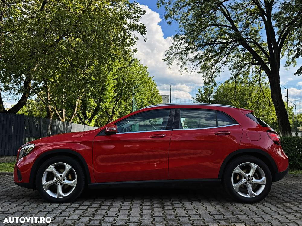 Mercedes-Benz GLA 200 d 4MATIC 7G-DCT UrbanStyle Edition - 4