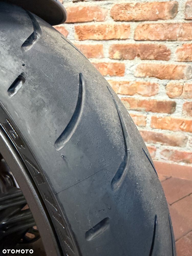Honda CBF - 24