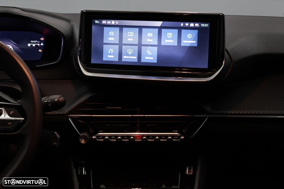 Peugeot 208 1.2 PureTech Allure - 18