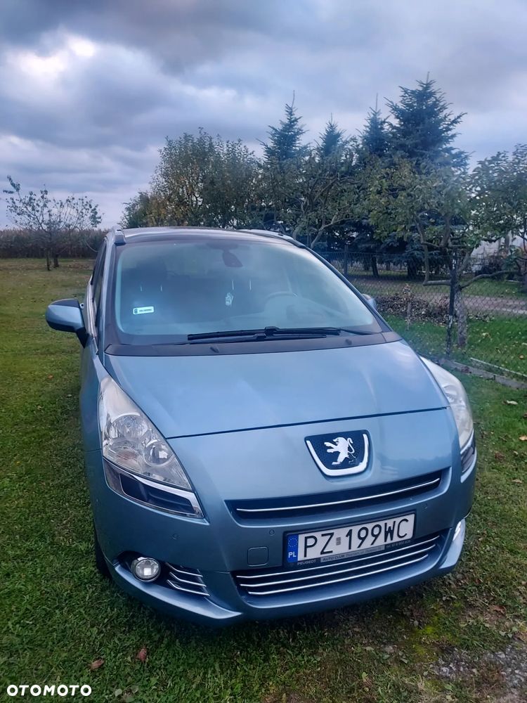 Peugeot 5008 2011 photo 5