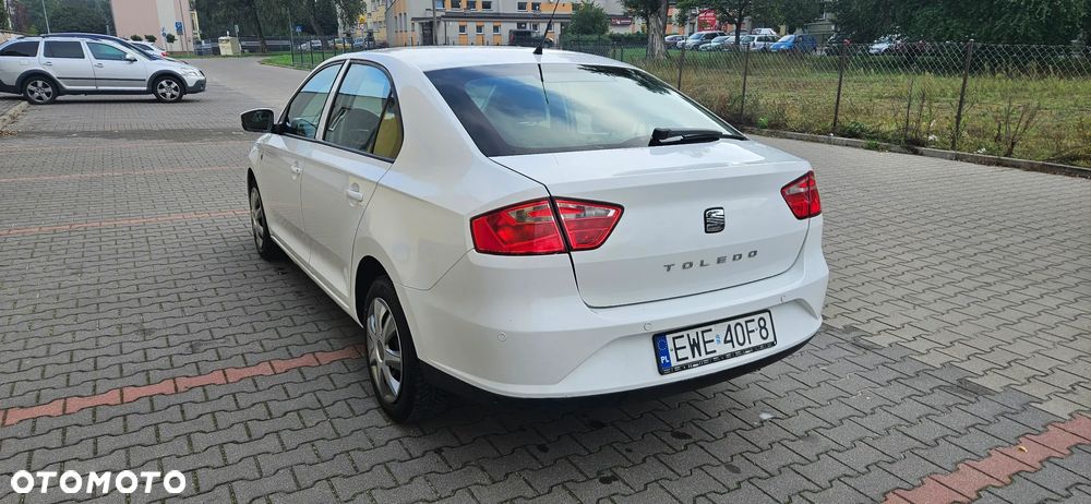 Seat Toledo 1.6 TDI DPF (Ecomotive) Start & Stop Style - 4