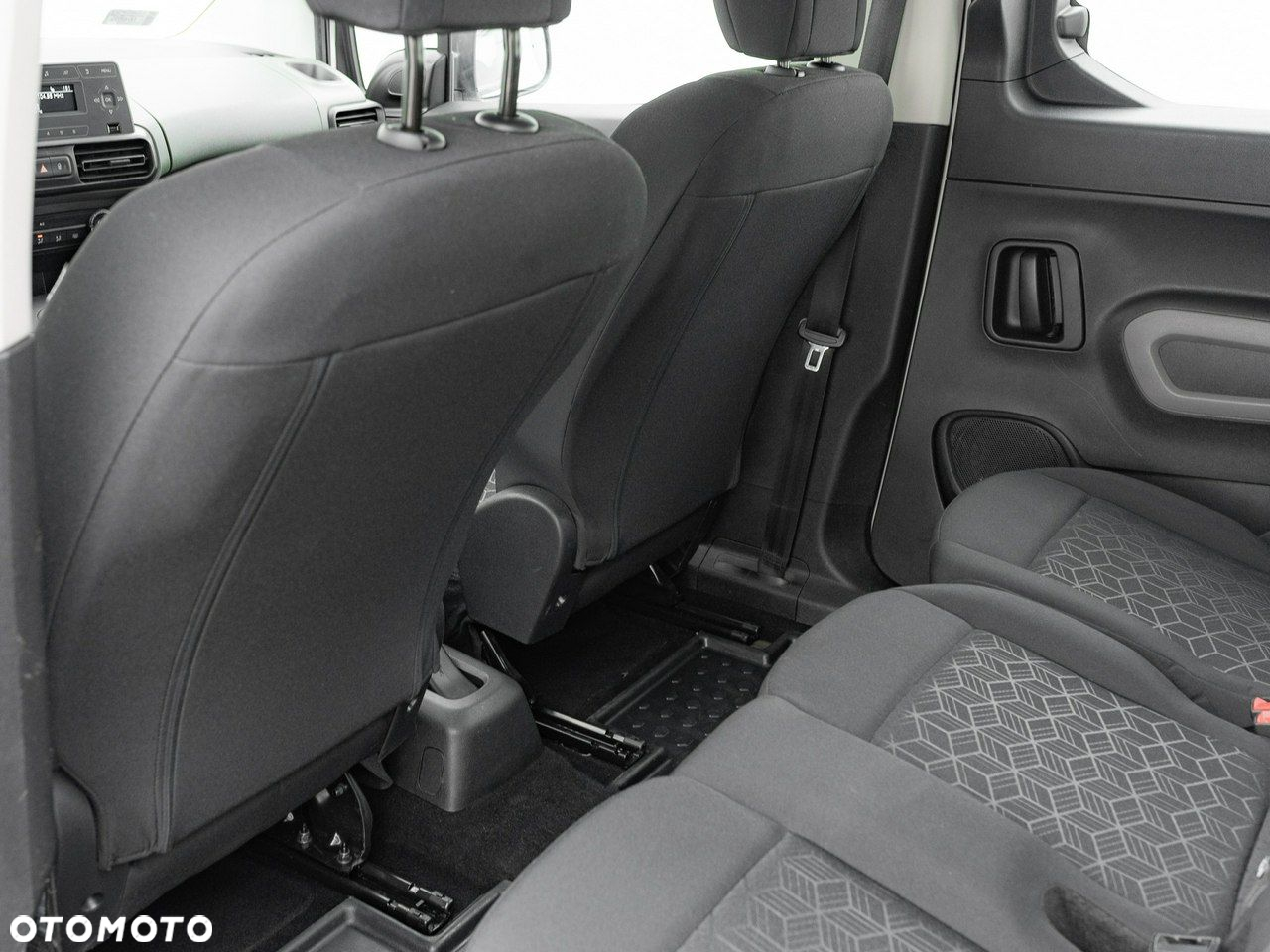 Peugeot Rifter 1.2 PureTech Active S&S - 20