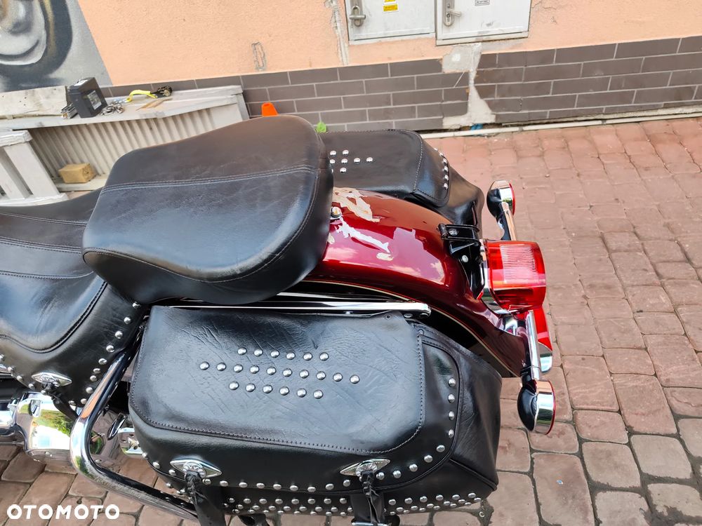 Harley-Davidson Softail Heritage Classic - 29