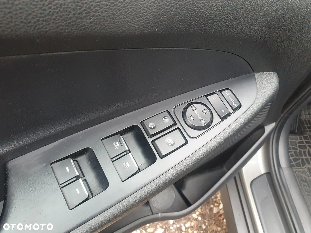Hyundai Tucson 1.6 GDI BlueDrive Comfort 2WD - 5