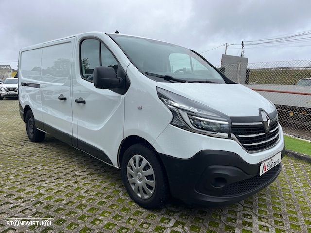 Renault TRAFIC LONGA COM AC - 4