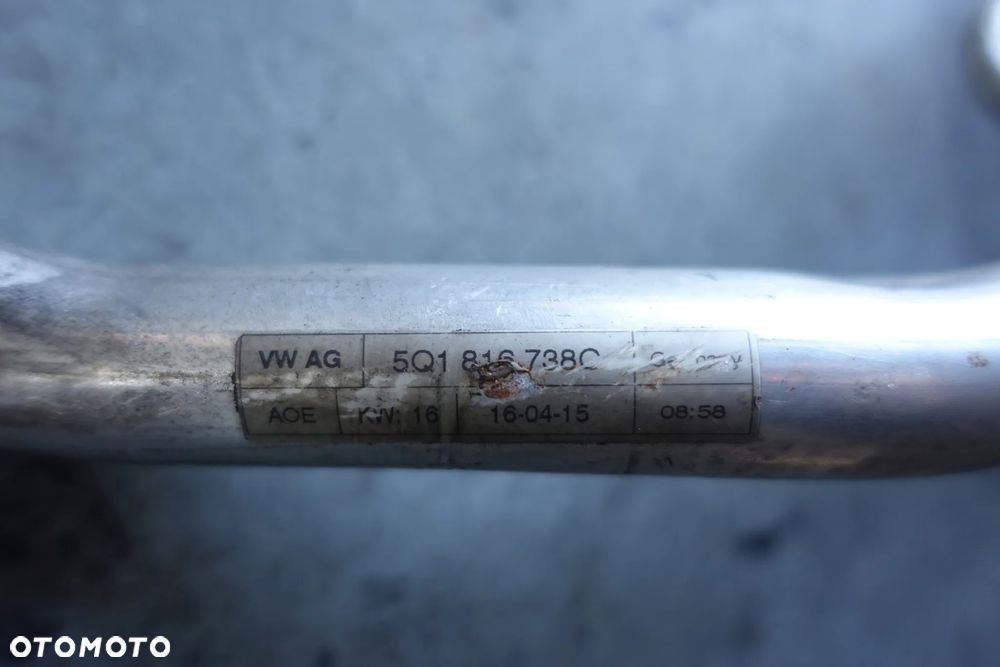 PRZEWÓD KLIMATYZACJI AUDI A3 S3 8V 15r.  5Q0820741C - 4