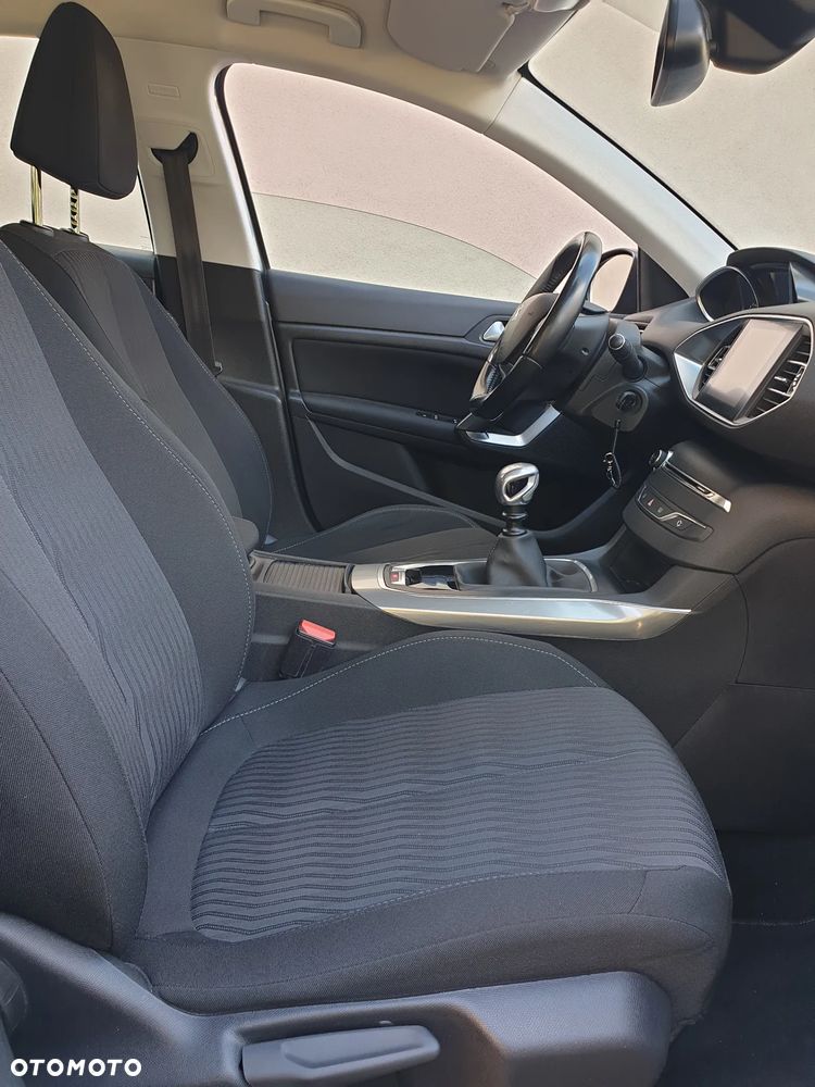 Peugeot 308 2.0 HDi Allure - 30