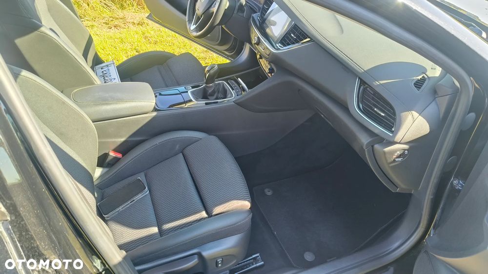 Opel Insignia 1.5 T Innovation S&S - 12