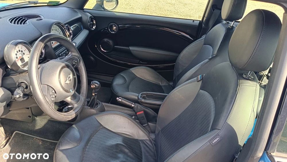 MINI Cooper - 6