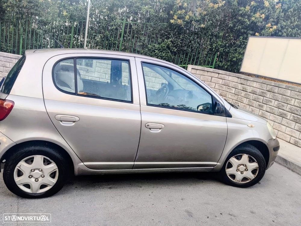 Toyota Yaris 1.0 Sol - 1