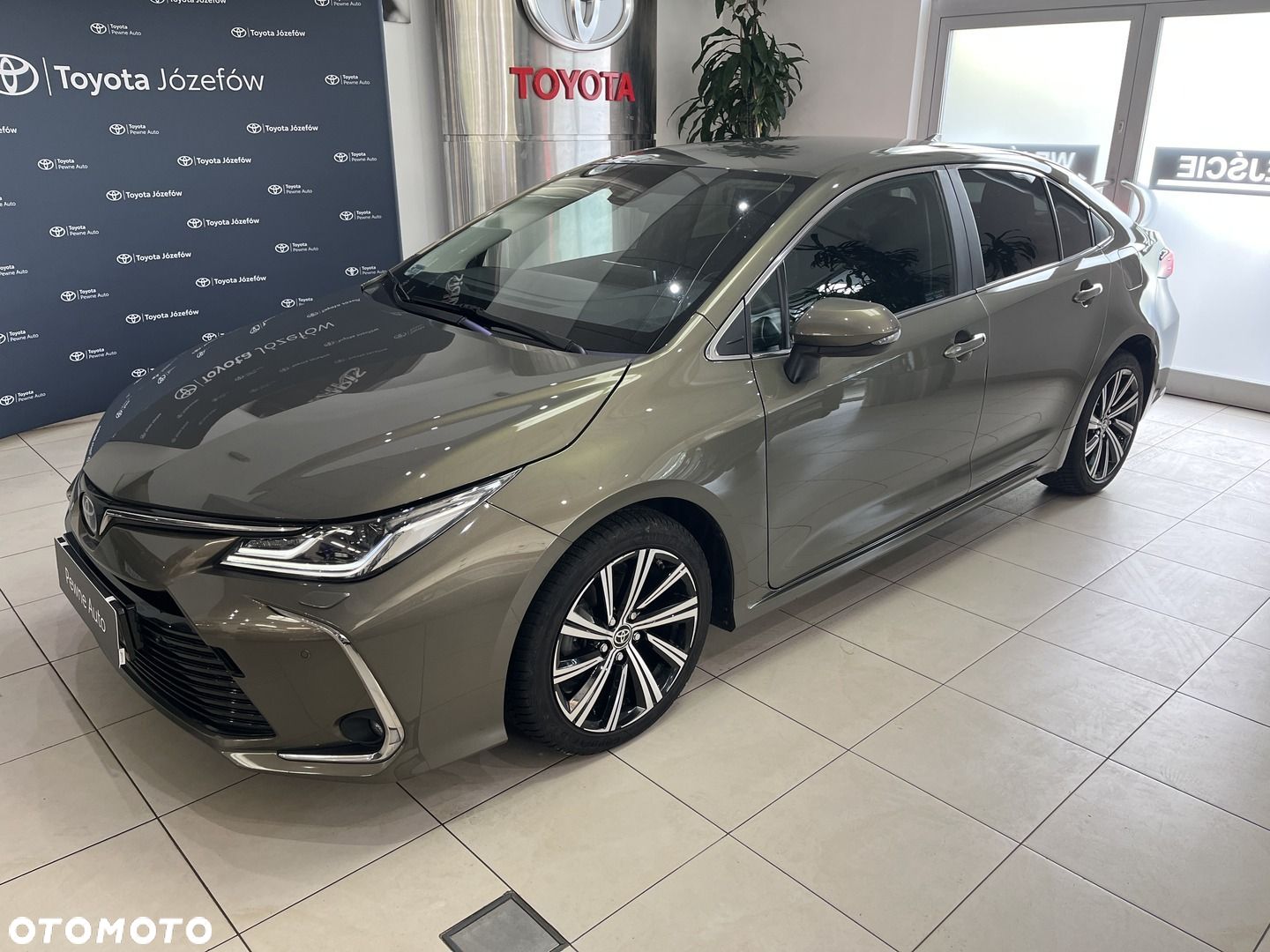 Toyota Corolla - 1