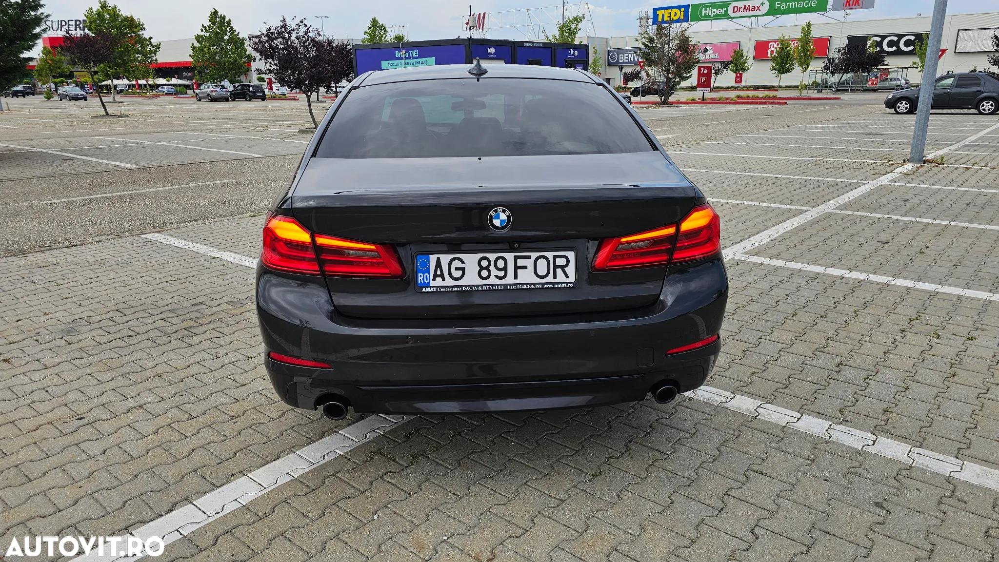 BMW Seria 5 520d Sport-Aut. - 27
