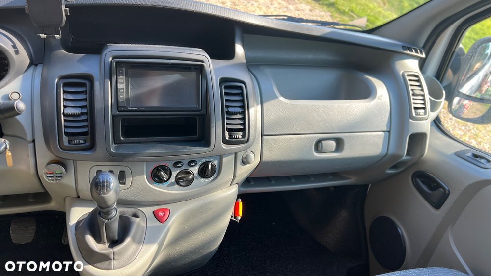 Renault Trafic - 11