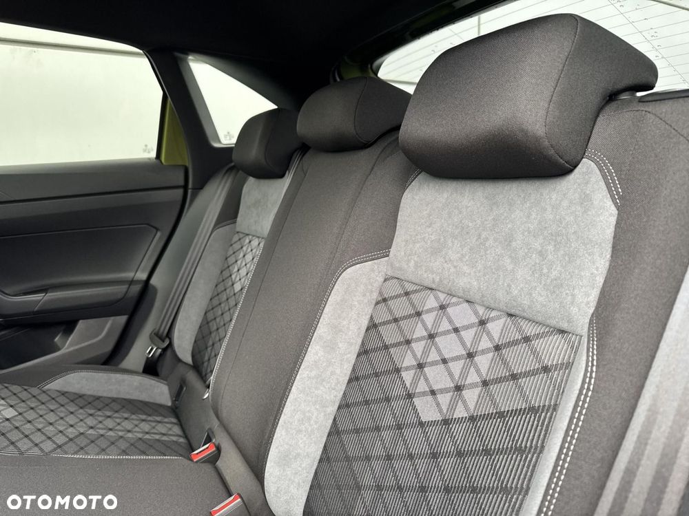 Volkswagen Taigo 1.5 TSI ACT R-Line Plus DSG - 19