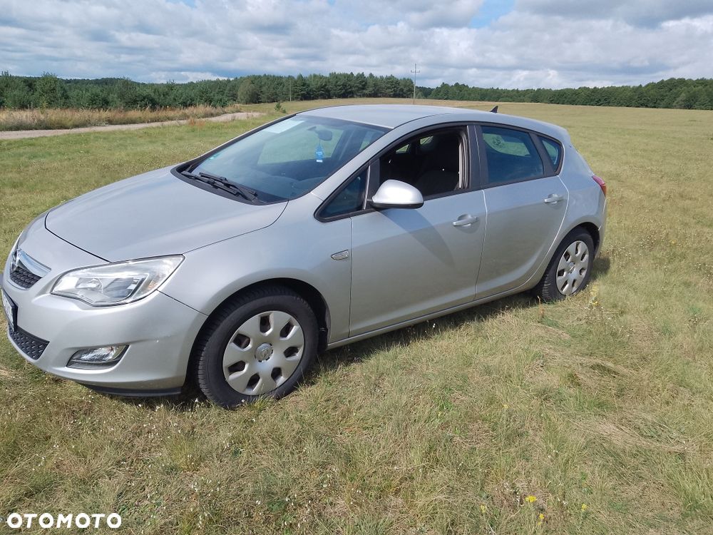 Opel Astra - 2