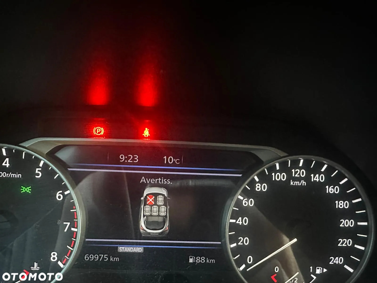 Nissan Juke 1.0 DIG-T Tekna - 17