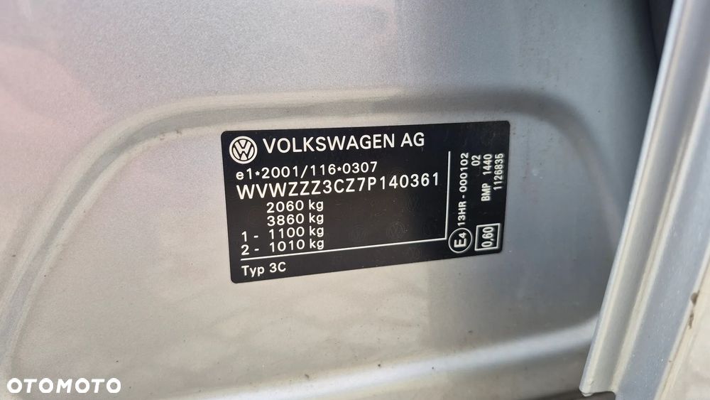 Volkswagen Passat 1.9 TDI Comfortline - 15