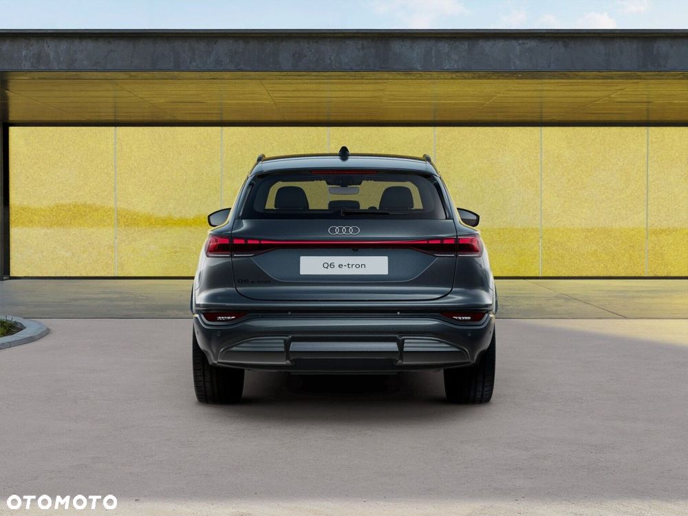 Audi Q6 e-tron - 5